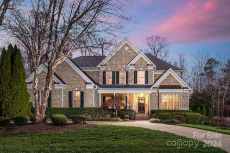1107 Dobson Dr
