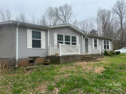 321 Hoyles Creek Rd