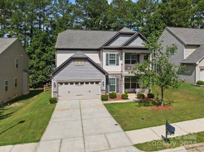 120 Carolinian Dr