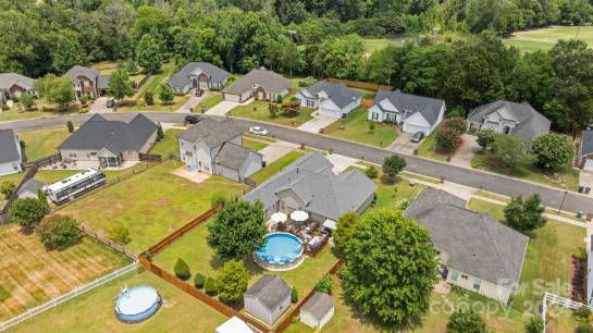 3005 Hemby Commons Pkwy