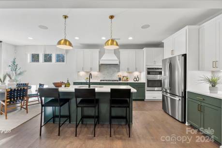 1218 Sugar Creek Rd