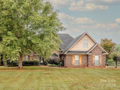 2410 Silverthorne Dr