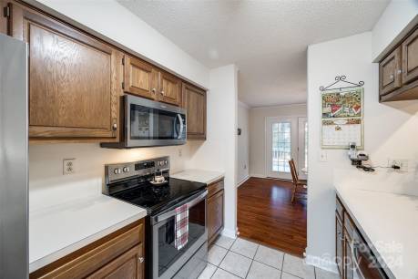 434 English Ivy Ct
