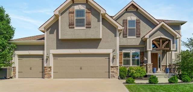 4508 NW Montebella Dr