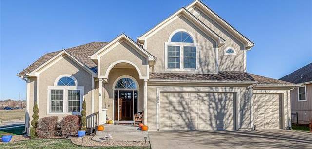 303 Eagle Glen Dr