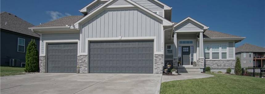 4708 NE Pocono Cir