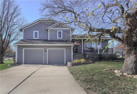 512 S Silver Top Ln