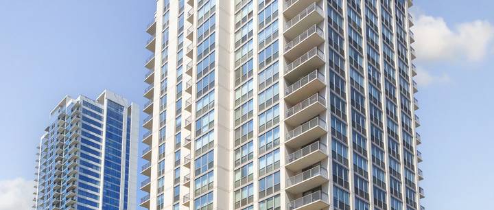 200 W Grand Ave 1201