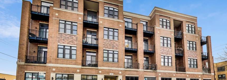 4755 N Washtenaw Ave #209