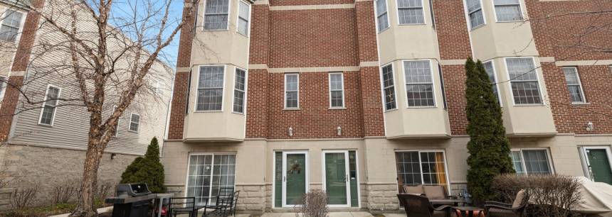 2320 W Adams St #12