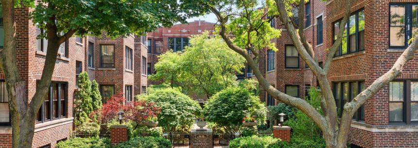 743 W Brompton Ave #G