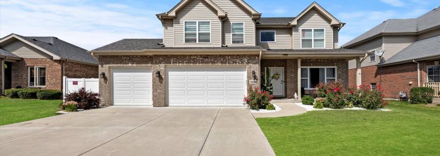 15856 Crimson Dr