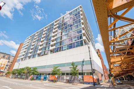 630 N Franklin St 602