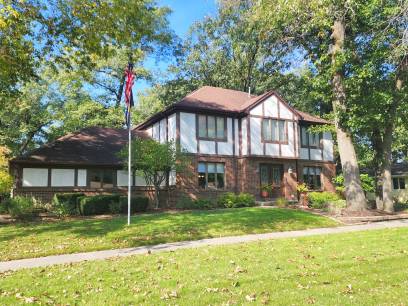 1038 Park Blvd