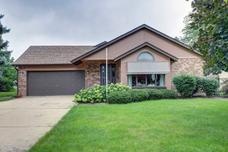 1039 Cypress Dr