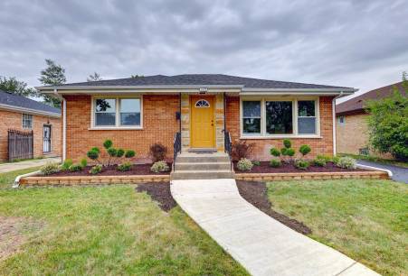 2537 S 15th Ave