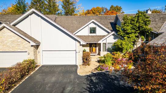 5 Bel Aire Ct