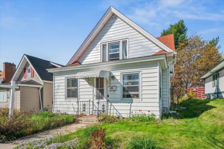 543 Gotzian St