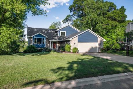1001 Lecuyer Dr