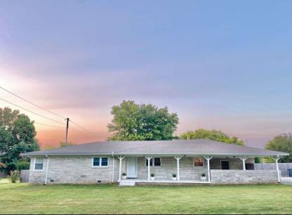 702 Sylvian Dr
