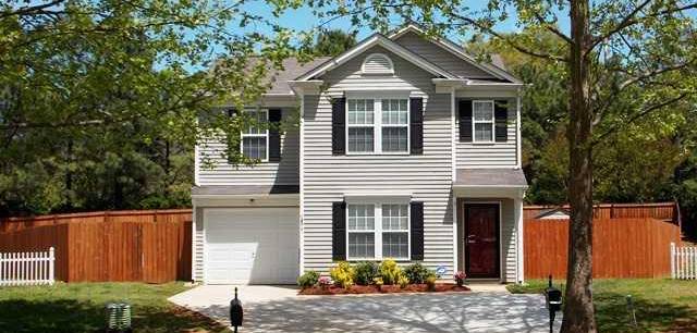 2877 Oasis Ln