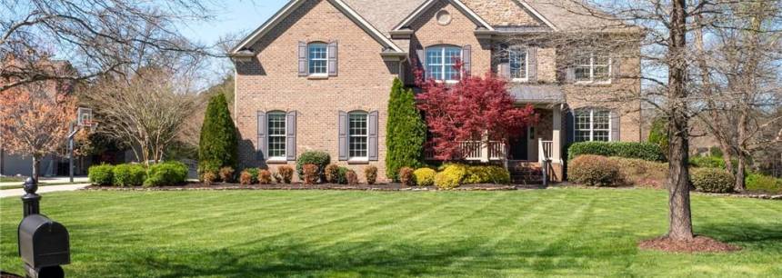 3016 Autumn Blossom Ln