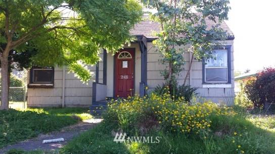 245 26th Ave