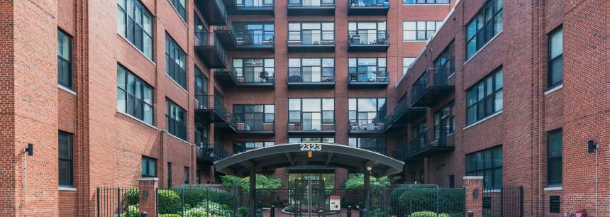 2323 W Pershing Rd 617