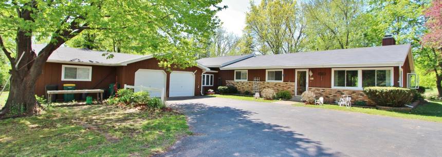 3241 N Lakeside Dr