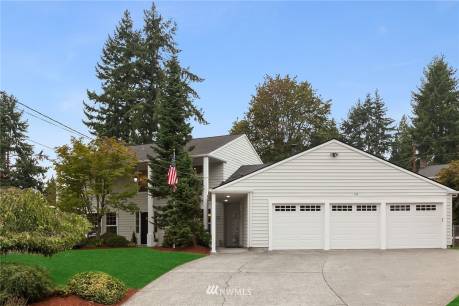 15 165th Ave SE