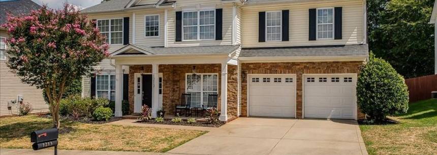1213 Mallory Ln