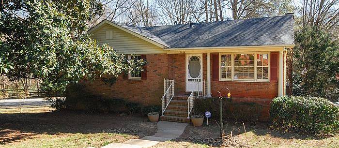 1634 Starbrook Dr
