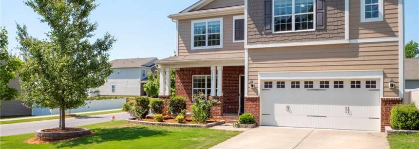 1549 Spring Blossom Trl