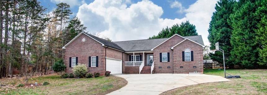 3195 Lake Shore Rd