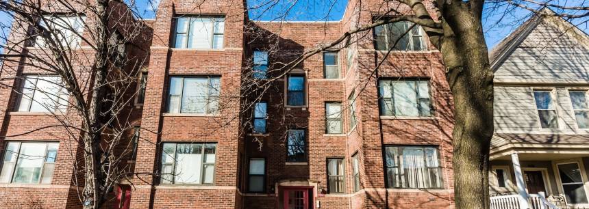 2454 W Eastwood Ave 3