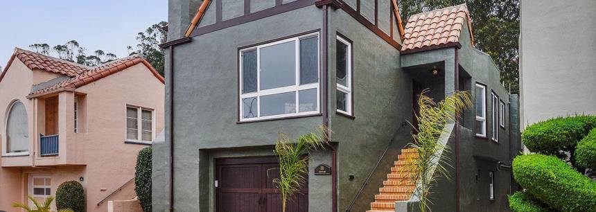 38 Crestlake Dr