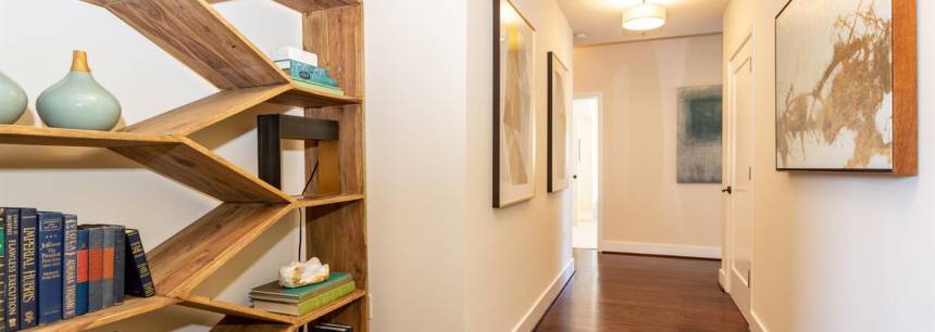 8 Landers St 401