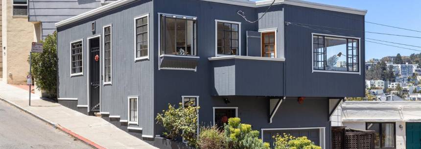 2 Short St
