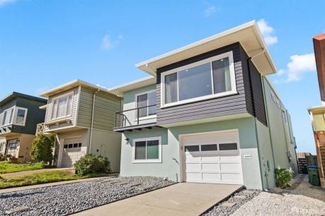 30 Palisades Dr