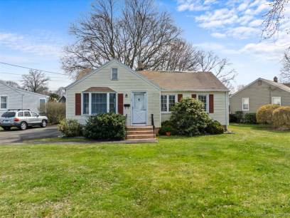 82 Ruby Rd