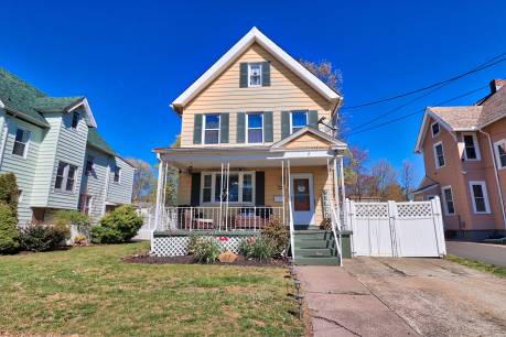 37 Wallace St