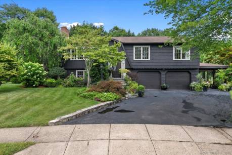 95 Wendy Rd