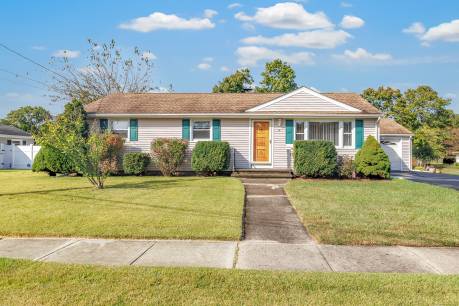 15 Grissom Dr