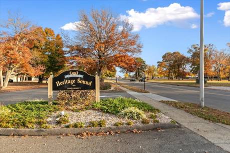 85 Viscount Dr B14