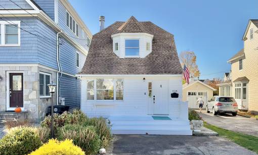 228 2nd Ave