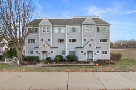 267 Melba St D12