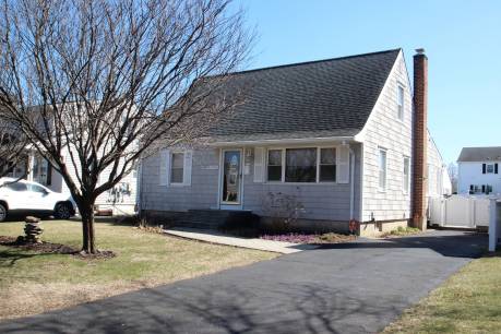 300 3rd Ave