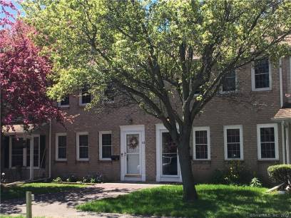 43 Jackson Dr