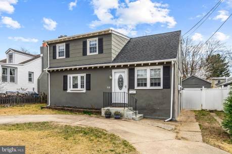 518 Rowand Ave