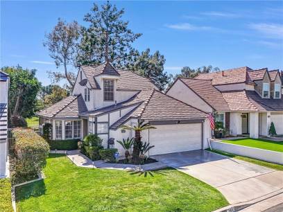 1044 Henrietta Cir